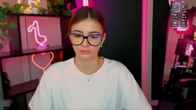 mia bamby1 online show from April 2026 05:25:01 AM