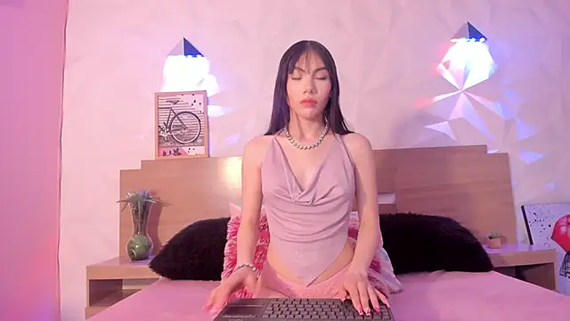 KittyVelve online show from May 2026 01:14:01 PM