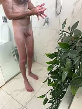 wasntevenme online show from April 2026 03:02:02 AM