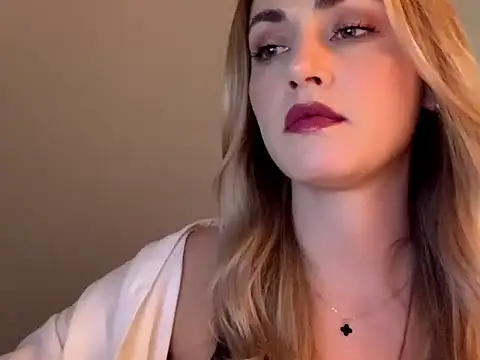 ScarlettSensitive online show from April 2026 03:24:02 PM