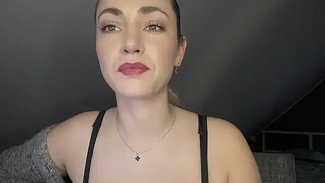 Snapshot of ScarlettSensitive chatting on May 2026 07:28:01 AM ScarlettSensitive online show from May 2026 07:28:01 AM