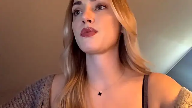 ScarlettSensitive online show from April 2026 02:11:01 PM