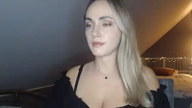 ScarlettSensitive online show from July 2026 08:12:02 PM