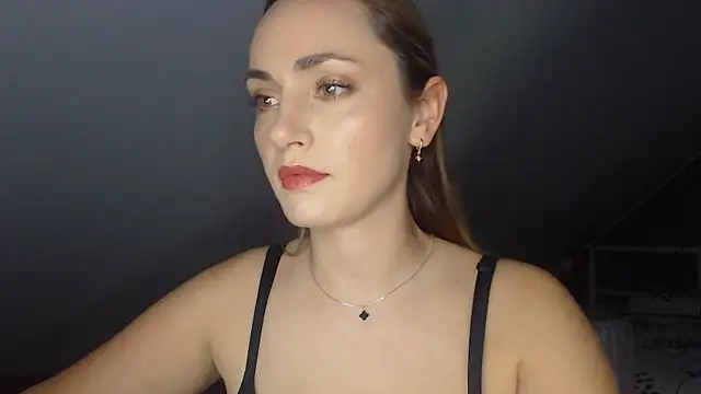 Snapshot of ScarlettSensitive chatting on May 2026 06:19:01 AM ScarlettSensitive online show from May 2026 06:19:01 AM