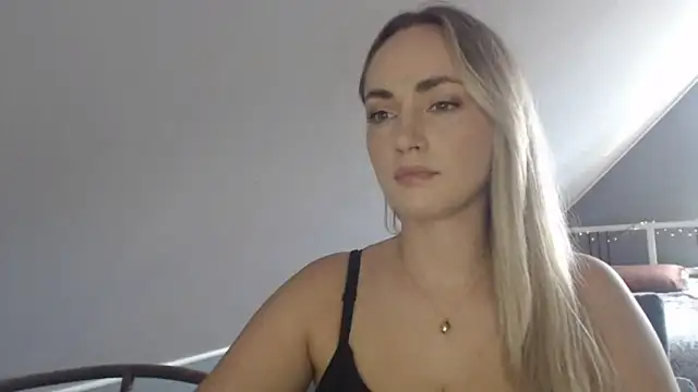 ScarlettSensitive online show from July 2026 02:16:01 PM