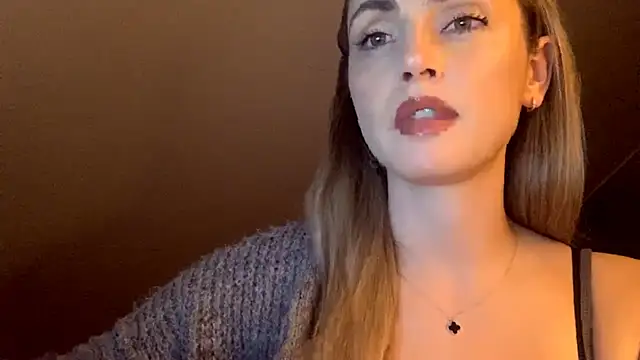 ScarlettSensitive online show from April 2026 08:27:01 PM