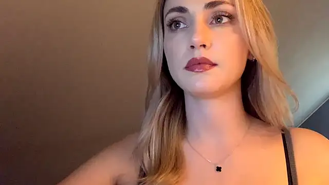 ScarlettSensitive online show from April 2026 02:10:01 PM