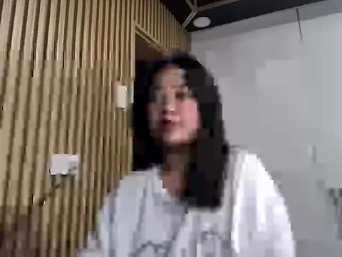  georgiax  online show from April 2026 05:48:02 PM