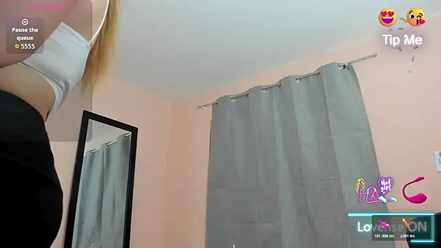 brigitt3 online show from May 2026 01:47:01 PM