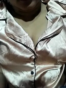 Chandrika Yadav online show from March 2026 08:27:02 AM