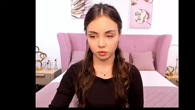 MyEvelin online show from March 2026 09:11:01 AM