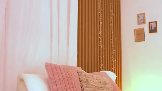 MissClaraJewel online show from April 2026 04:17:01 AM