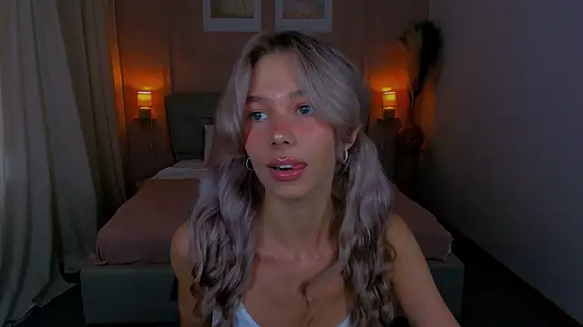 LuluAlis online show from July 2026 03:22:01 PM