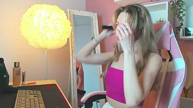 LuluAlis online show from March 2026 01:59:01 PM