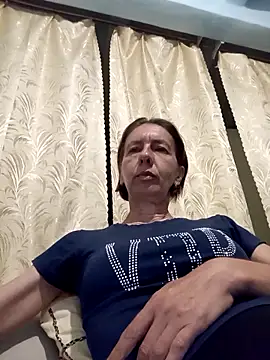 Tania9876 online show from June 2026 07:00:01 PM