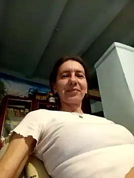 Tania9876 online show from March 2026 07:04:02 PM