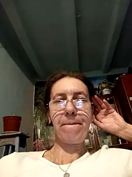 Tania9876 online show from April 2026 09:21:01 PM