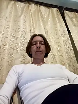 Tania9876 online show from June 2026 07:14:02 PM