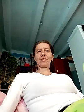 Tania9876 online show from May 2026 07:30:02 AM