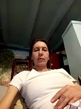 Tania9876 online show from March 2026 06:42:02 PM