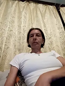 Tania9876 online show from June 2026 07:45:02 PM