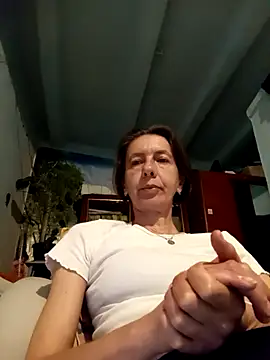 Tania9876 online show from May 2026 06:22:02 PM
