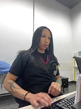 mina harker online show from April 2026 12:29:01 PM