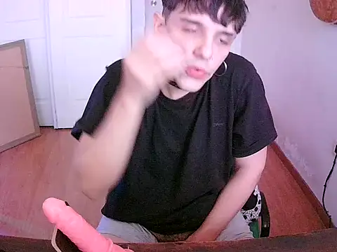 santi2002cum online show from March 2026 03:48:01 PM