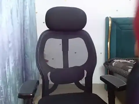 Sareen27 online show from March 2026 05:02:01 PM