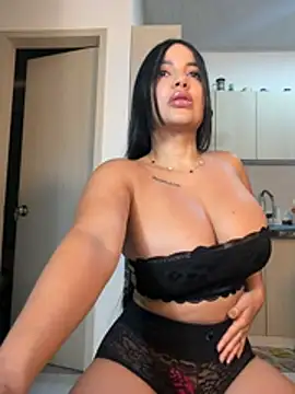 Snapshot of Serafina_del_Mar__ chatting on July 2026 10:31:01 PM Serafina del Mar online show from July 2026 10:31:01 PM