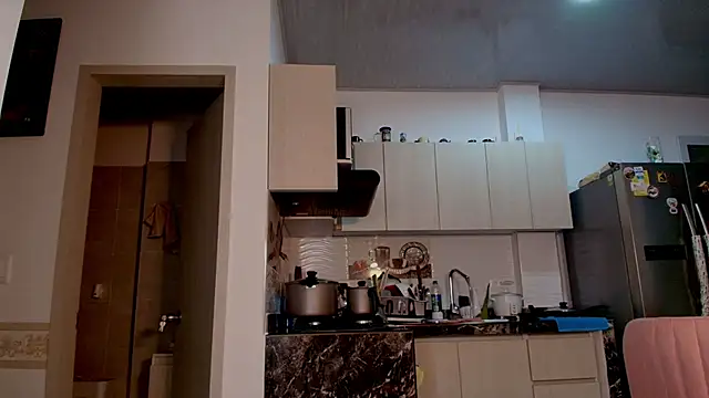 Snapshot of Serafina_del_Mar__ chatting on June 2026 02:53:01 AM Serafina del Mar online show from June 2026 02:53:01 AM