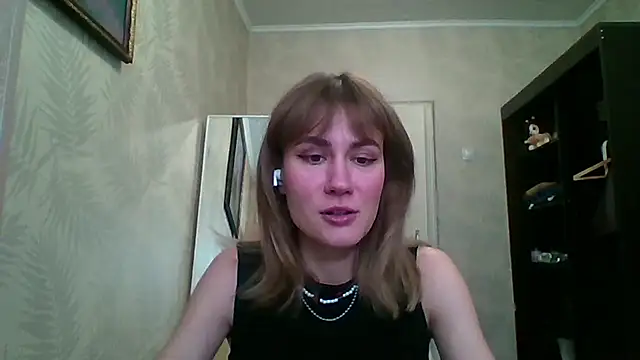 ElenoreHolguin online show from April 2026 07:59:01 AM