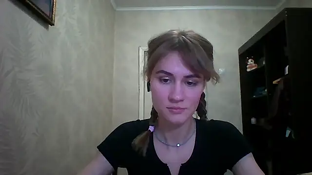 ElenoreHolguin online show from March 2026 03:02:01 PM