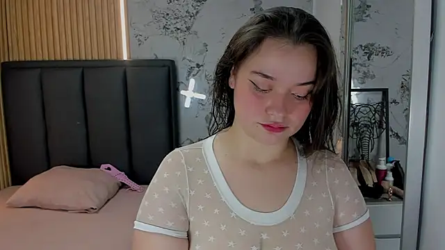 Maya johnson2 online show from June 2026 07:44:01 PM