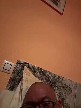 mrweed26 online show from April 2026 09:54:01 PM