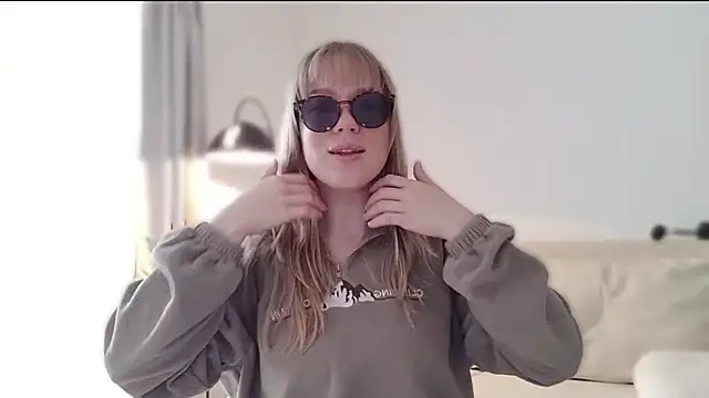 LittleForestELF2 online show from April 2026 08:32:01 AM