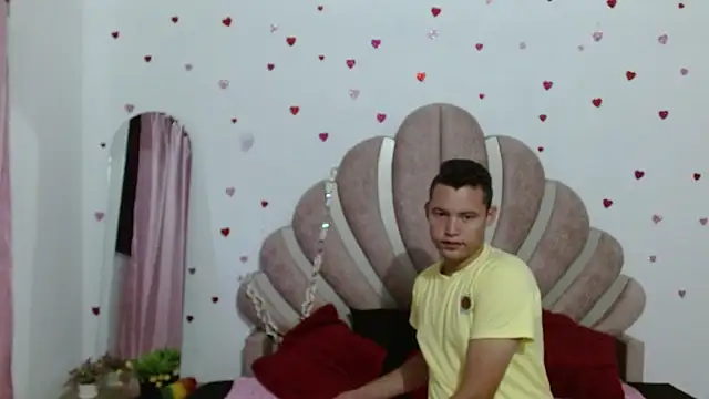sven fox723 online show from May 2026 01:07:01 PM