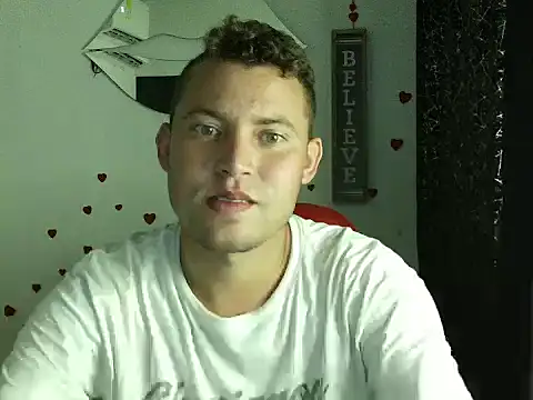 sven fox723 online show from May 2026 01:59:03 AM