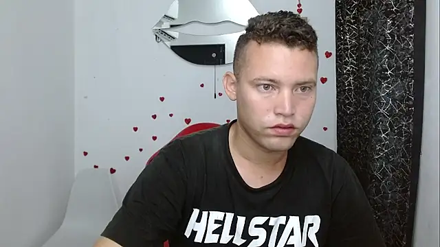 sven fox723 online show from April 2026 11:44:02 AM