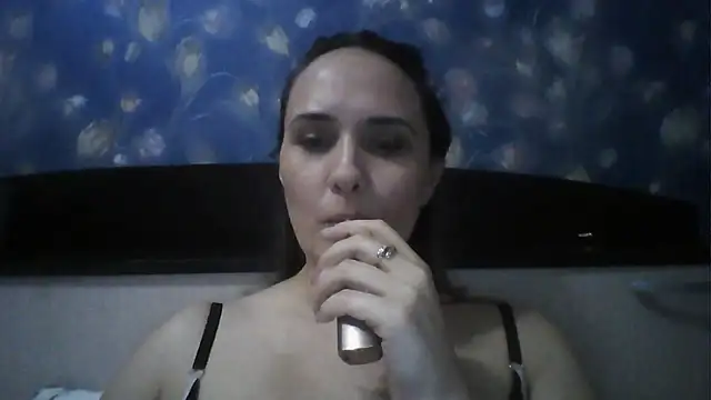 Alisa07qw online show from March 2026 02:28:01 PM