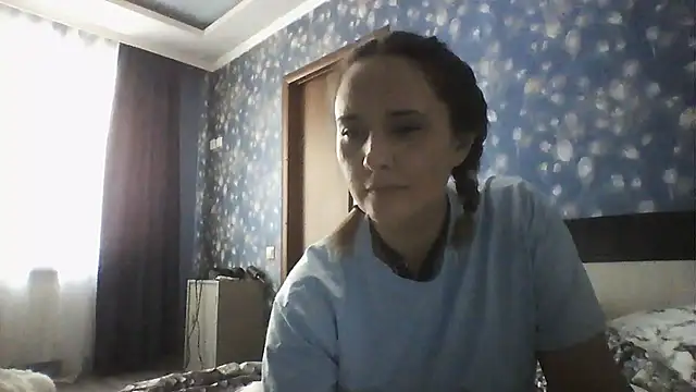Alisa07qw online show from June 2026 05:29:02 AM