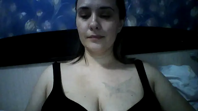 Alisa07qw online show from March 2026 08:37:01 PM