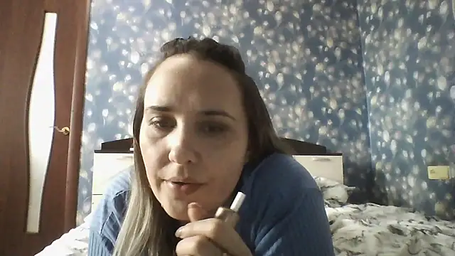 Alisa07qw online show from March 2026 06:02:02 AM