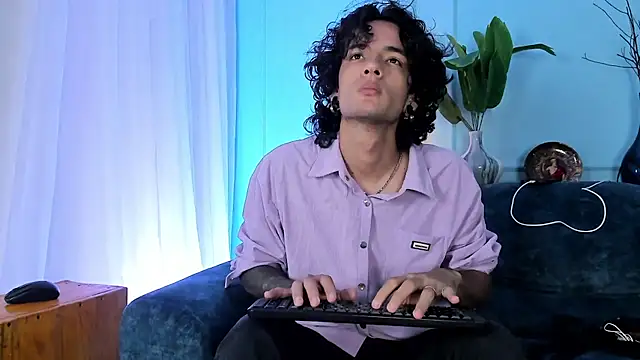 Skinny Mac online show from April 2026 01:23:01 PM