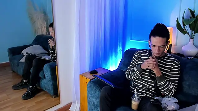 Skinny Mac online show from April 2026 12:23:01 PM
