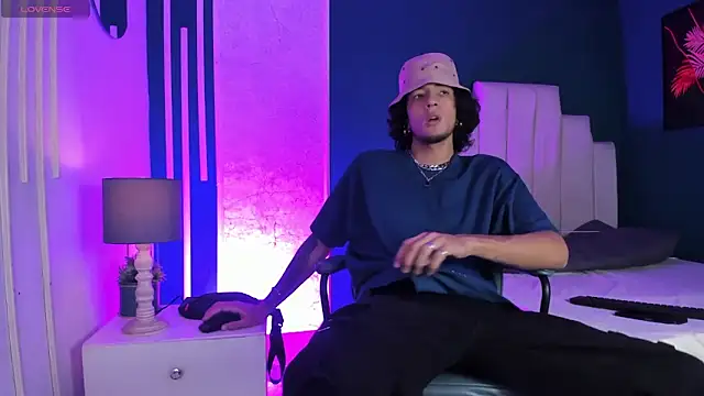 Skinny Mac online show from May 2026 01:27:01 PM