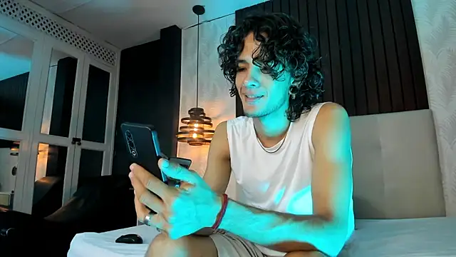 Skinny Mac online show from March 2026 01:22:02 PM