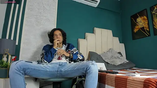 Skinny Mac online show from May 2026 01:20:01 PM