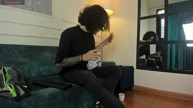 Skinny Mac online show from June 2026 04:06:01 PM