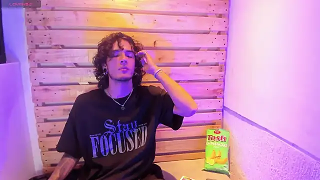 Skinny Mac online show from April 2026 02:18:02 PM